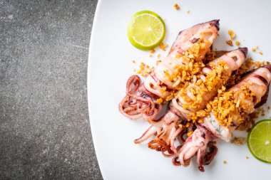 sarımsaklı kızarmış kalamar