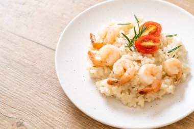 karides ile İtalyan risotto