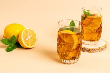 Buz limon çay bardak