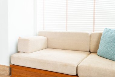 plaj ve deniz ile tropikal Maldivler tatil otel ve ada