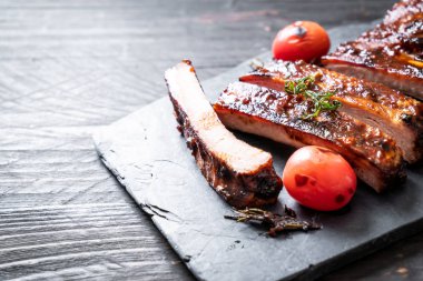 Izgara Barbekü kaburga domuz