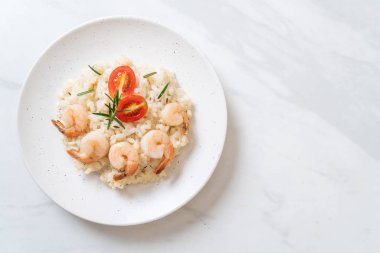 karides ile İtalyan risotto