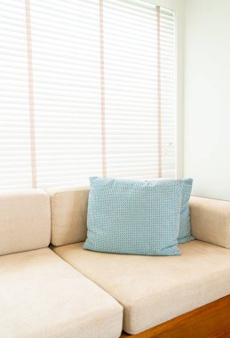 plaj ve deniz ile tropikal Maldivler tatil otel ve ada