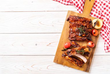 Izgara Barbekü kaburga domuz