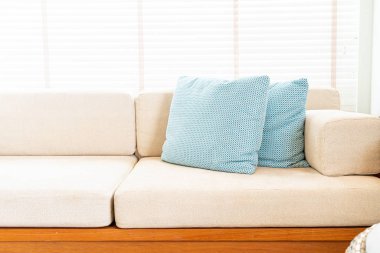 plaj ve deniz ile tropikal Maldivler tatil otel ve ada