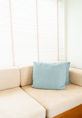 plaj ve deniz ile tropikal Maldivler tatil otel ve ada