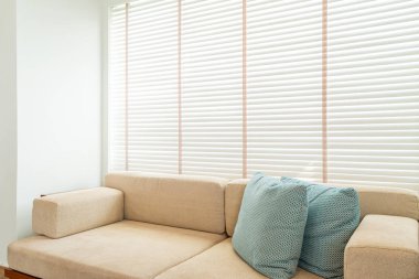 plaj ve deniz ile tropikal Maldivler tatil otel ve ada