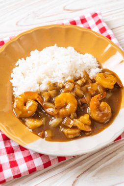 Pirinç Köri soslu karides