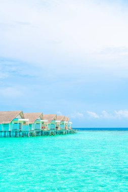 Plaj ile güzel tropikal Maldivler tatil oteli ve ada