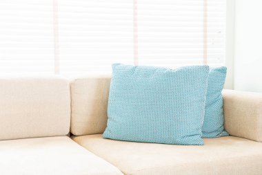 plaj ve deniz ile tropikal Maldivler tatil otel ve ada