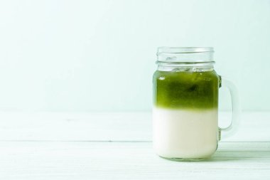 Buzlu matcha yeşil çay kahve