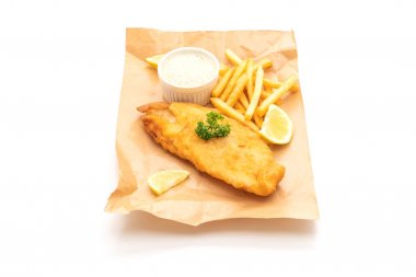 Kızartmalı balık ve patates kızartması.