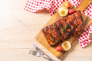 Izgara Barbekü kaburga domuz