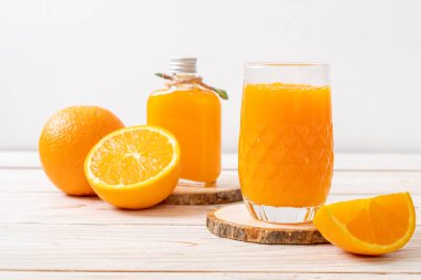 taze portakal suyu cam 