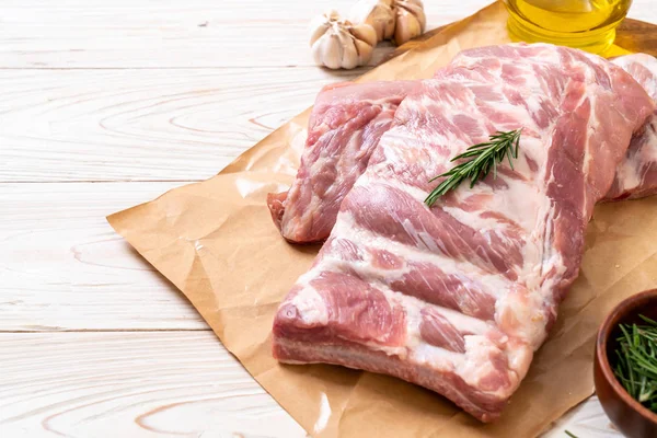 Costillas de cerdo crudas frescas — Foto de Stock