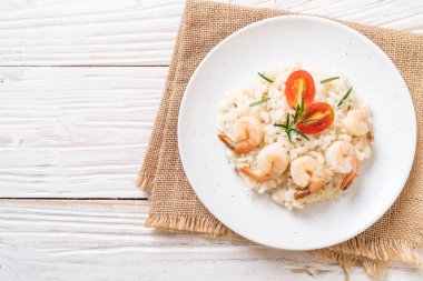 karides ile İtalyan risotto