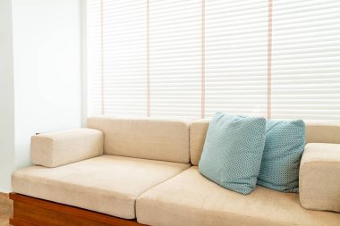 plaj ve deniz ile tropikal Maldivler tatil otel ve ada