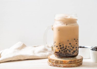 Kabarcıklar ile Tayvan süt çayı