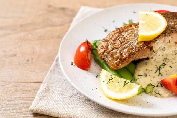 Grilled snapper fish steak — Stock Photo, Image