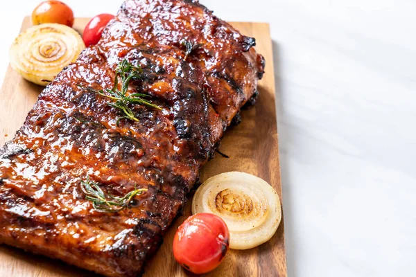 Izgara Barbekü kaburga domuz