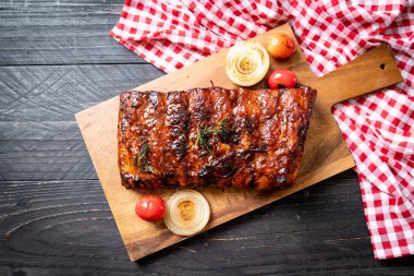 Izgara Barbekü kaburga domuz