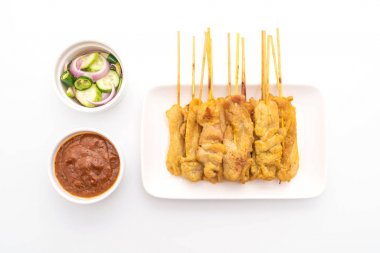 Domuz Satay-ızgara domuz fıstığı sosu veya tatlı ile servis ve 