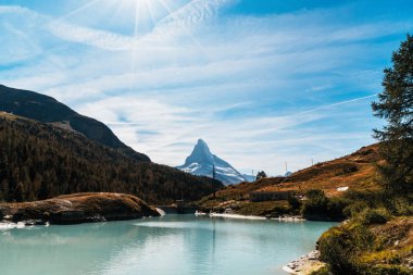 Matterhorn Zermatt gölde Mosjesee ile