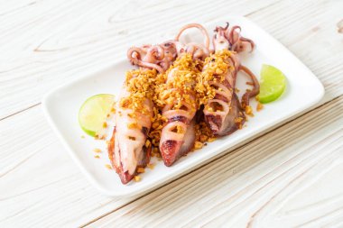 sarımsaklı kızarmış kalamar