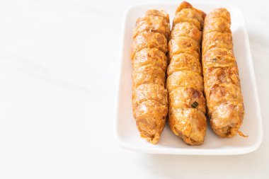 Derin kızarmış Yengeç rulo