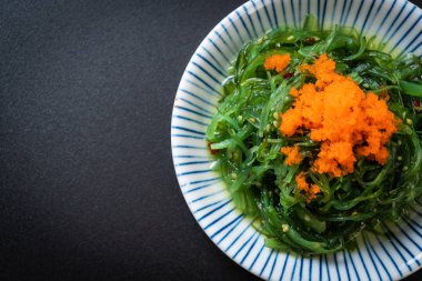 Yosun Salata karides yumurta - Japon tarzı