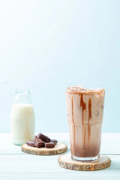 Молочный коктейль со льдом — стоковое фото