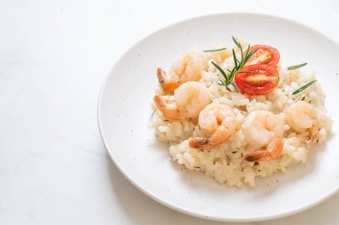 karides ile İtalyan risotto