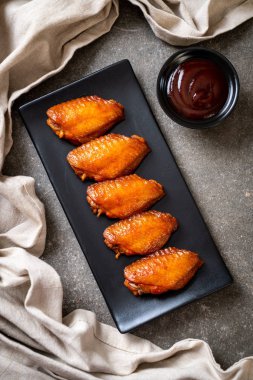 Barbekü tavuk kanadı