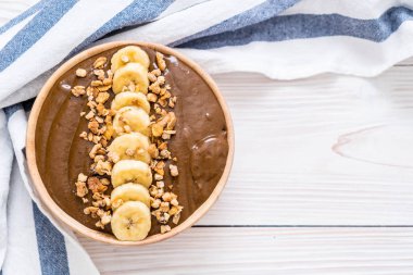 çikolata smoothies kase