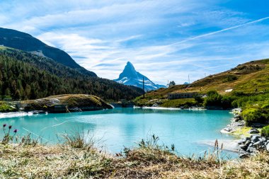 Matterhorn Zermatt gölde Mosjesee ile