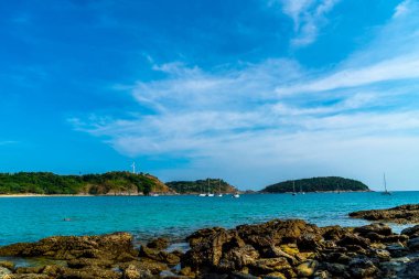 Güzel tropikal plaj ve deniz 