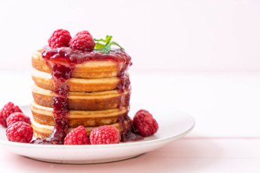 taze ahududu ile gözleme