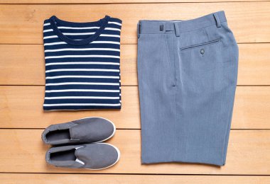 Güzel rahat erkek giyim ve moda seti 