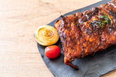 Izgara Barbekü kaburga domuz