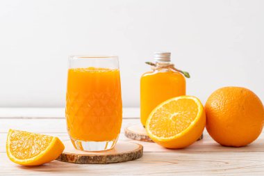 taze portakal suyu cam 