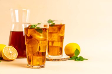 Buz limon çay bardak