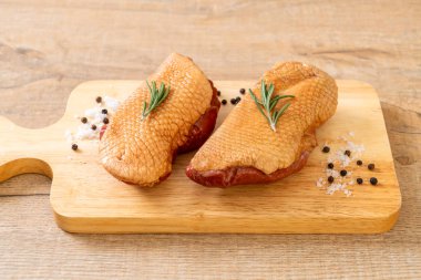 taze çiğ duck meme