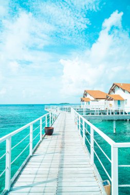 Plaj ile güzel tropikal Maldivler tatil oteli ve ada