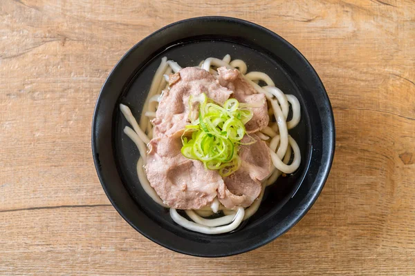 Udon ramen noodle με χοιρινό (Shio Ramen) — Φωτογραφία Αρχείου
