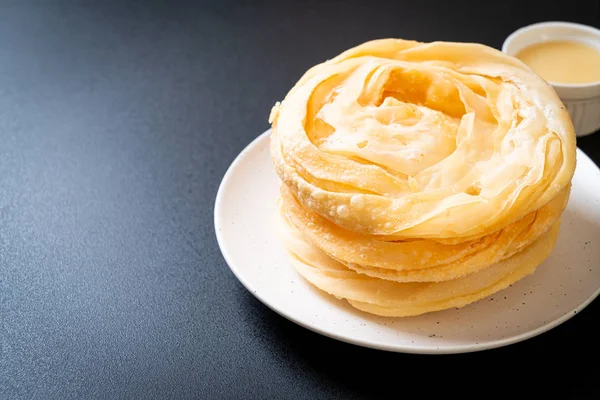 Kızarmış gevrek roti hamur