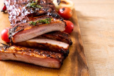 Izgara Barbekü kaburga domuz