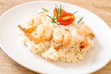 karides ile İtalyan risotto