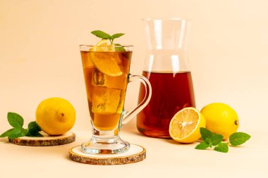 Buz limon çay bardak