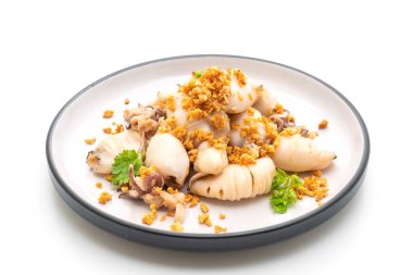 Kızarmış kalamar ve ahtapot sarımsak ile