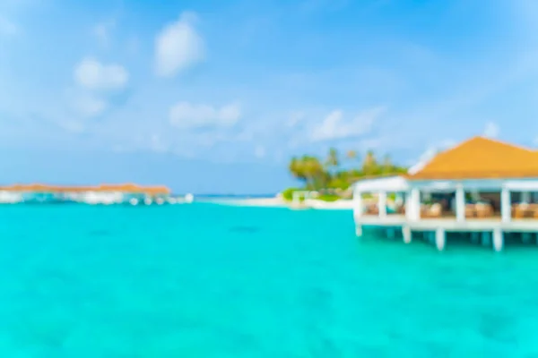 Abstraktní rozostřením tropická pláž a moře v Maledivách — Stock fotografie